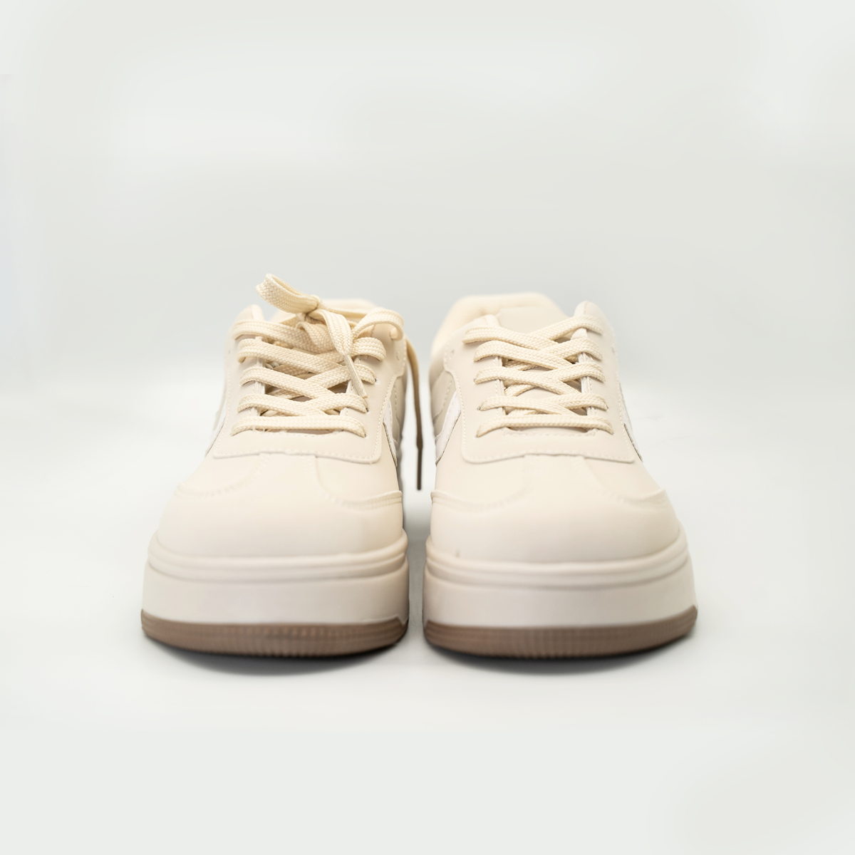 Tenis Con Plataforma Corrida Básico Latte-812