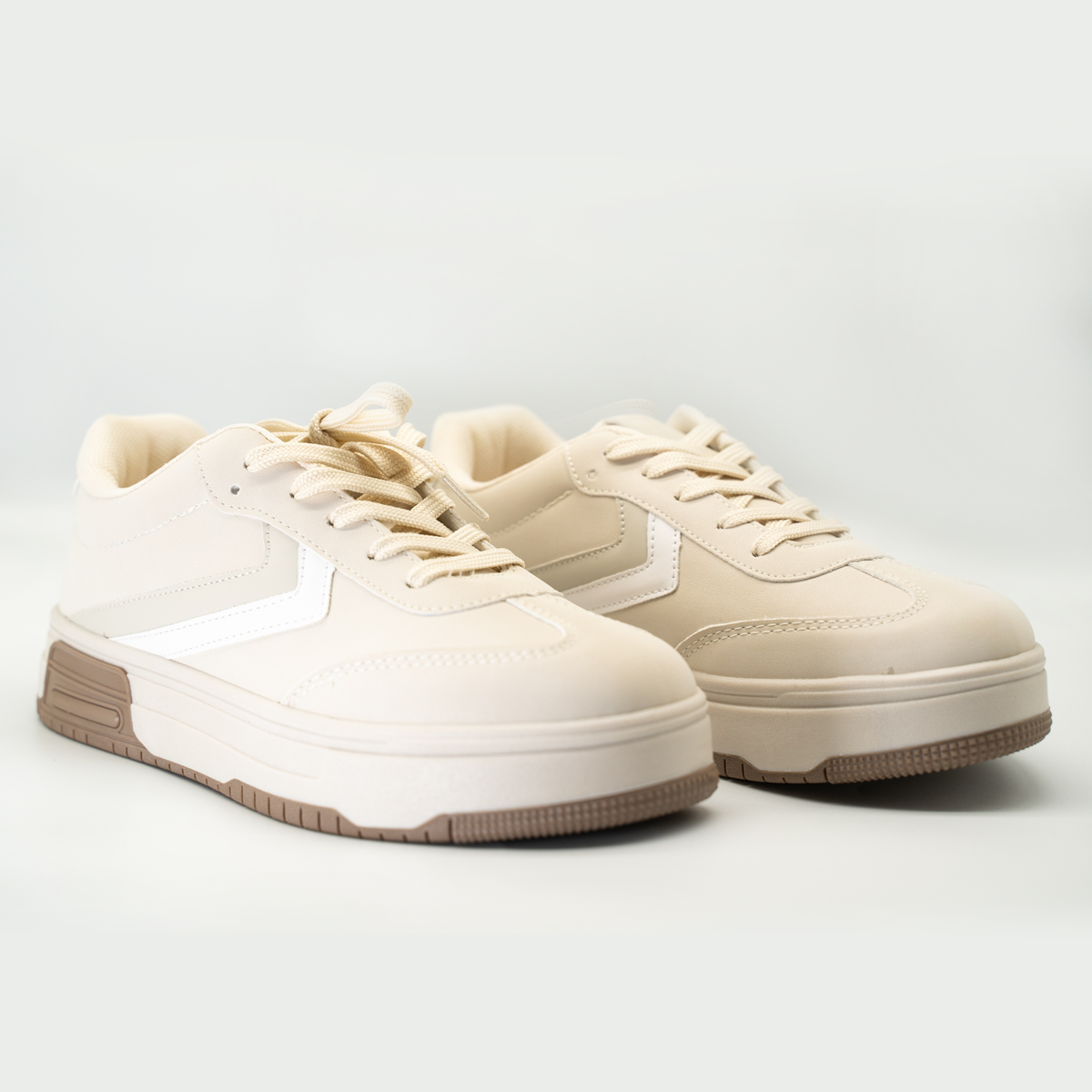 Tenis Con Plataforma Corrida Básico Latte-812