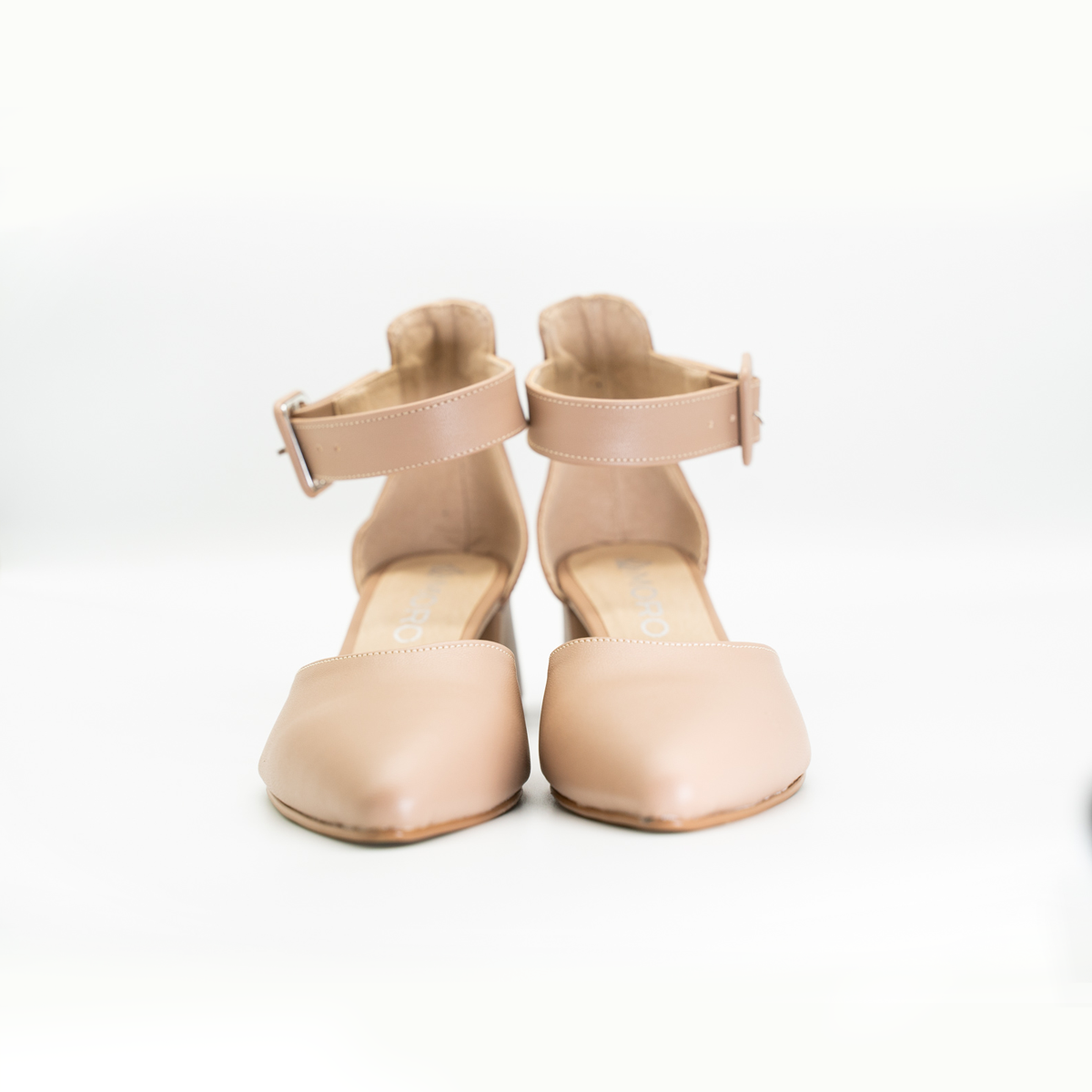 Zapatilla Puntal Básica Maquillaje Tacon Bajo- 20