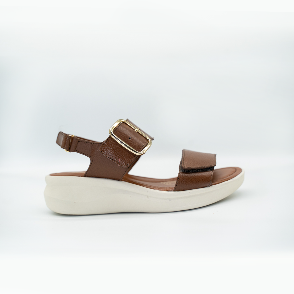 Sandalia Confort Con Hebilla y Broche Ajustable Cafe-432