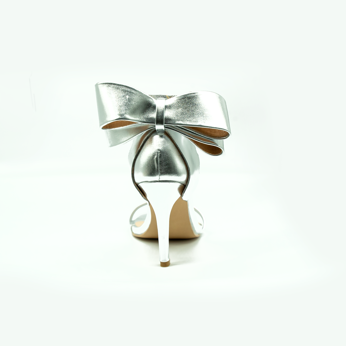 Sandalia Glam Bow de Tacón — Elegancia con Lazo XL- (Altura 9 cm)-Plata-92
