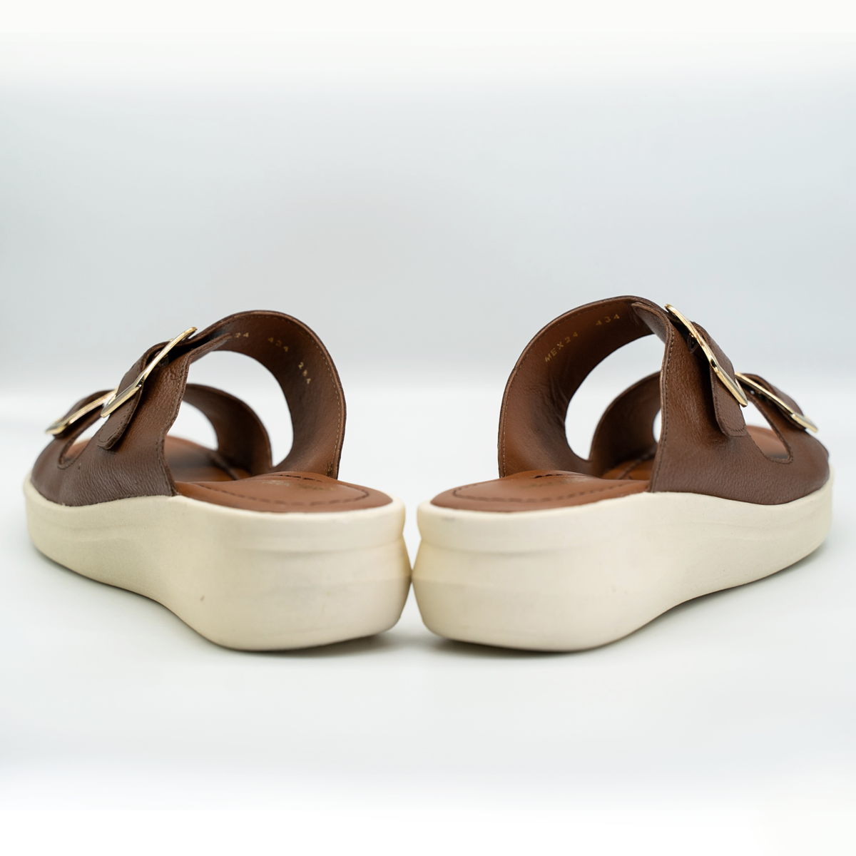 Sandalia Confort Con Hebillas Ajustables Cafe -434