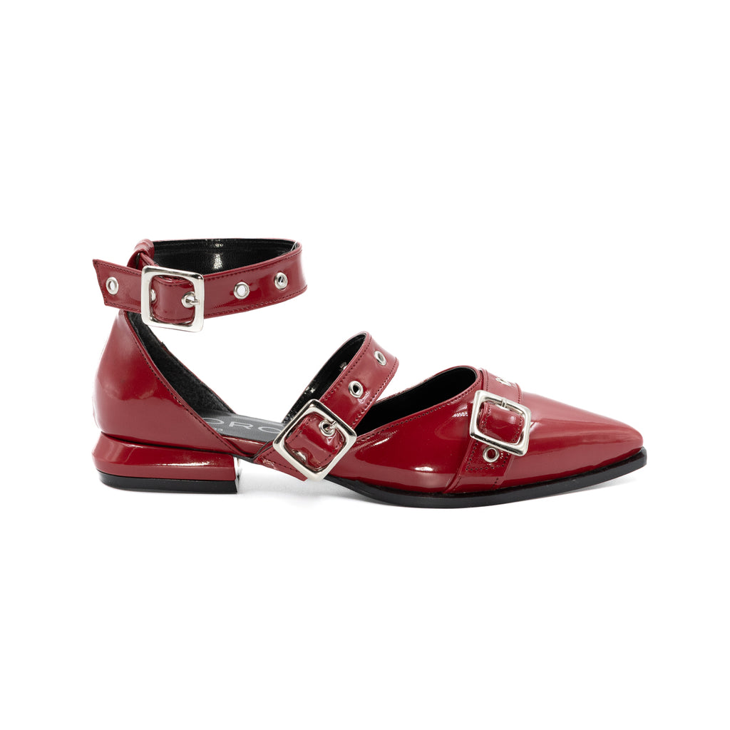 Valerina de Piso Puntal con Hebillas Charol Rojo -05