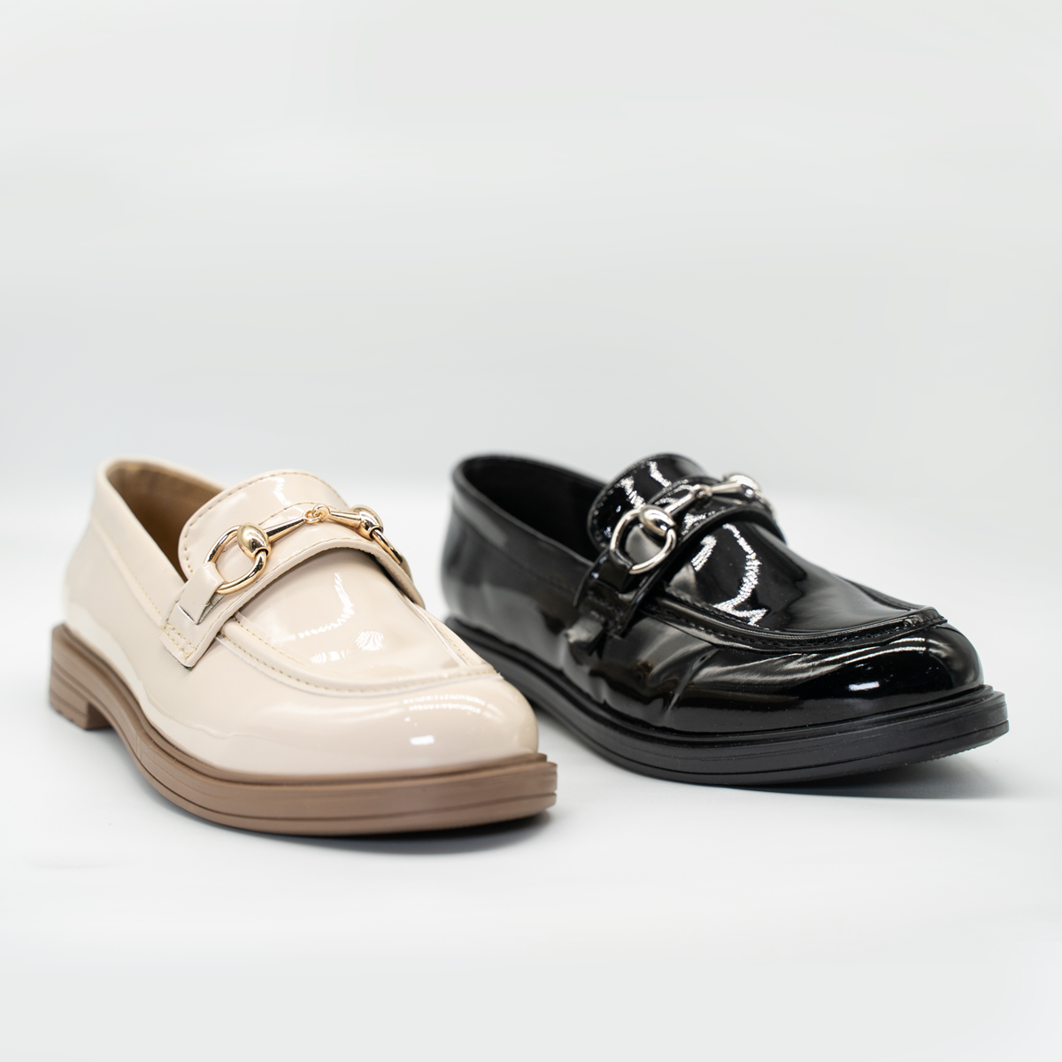 Mocasín Casual Con Herraje Charol Miga- 84