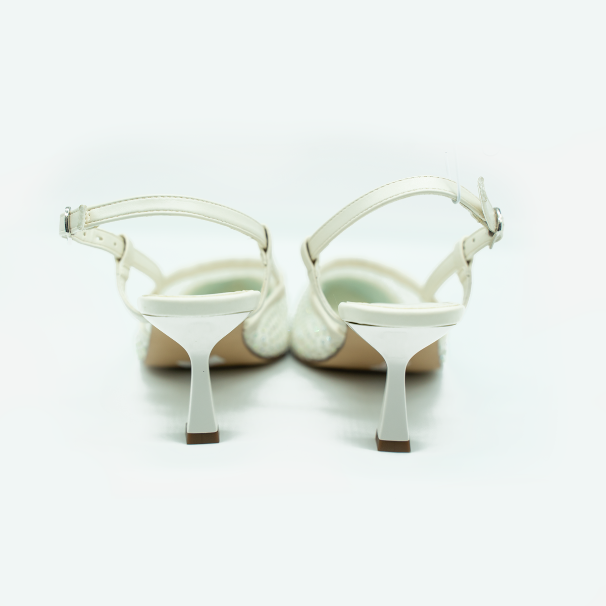 Zapatilla Slingback con Pedrería Brillante y Tacón Elegante-Latte-24