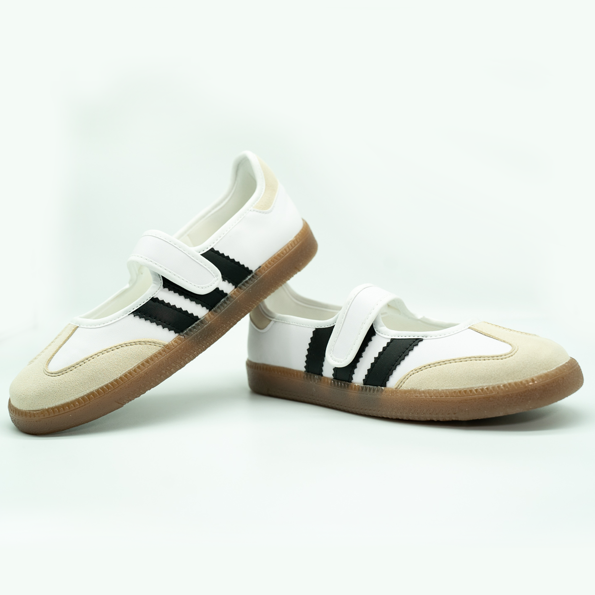 Tenis Casual Tipo Flat Estilo Retro Deportivo Con Broche Ajustable Blanco-01