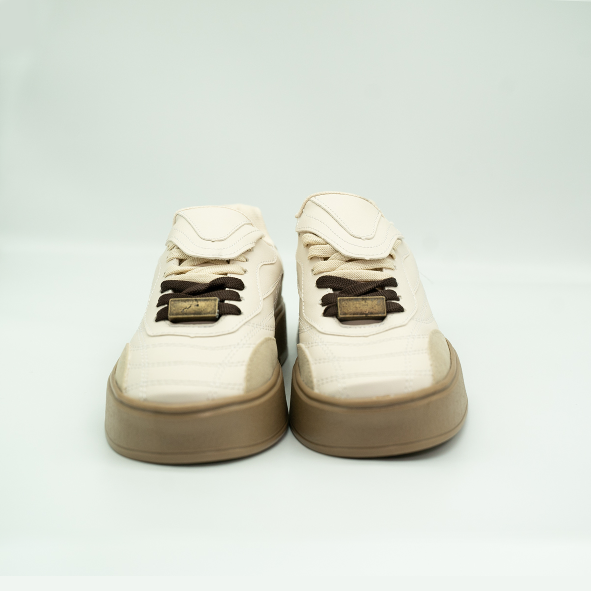 Tenis Con Plataforma Corrida Básico Beige-66