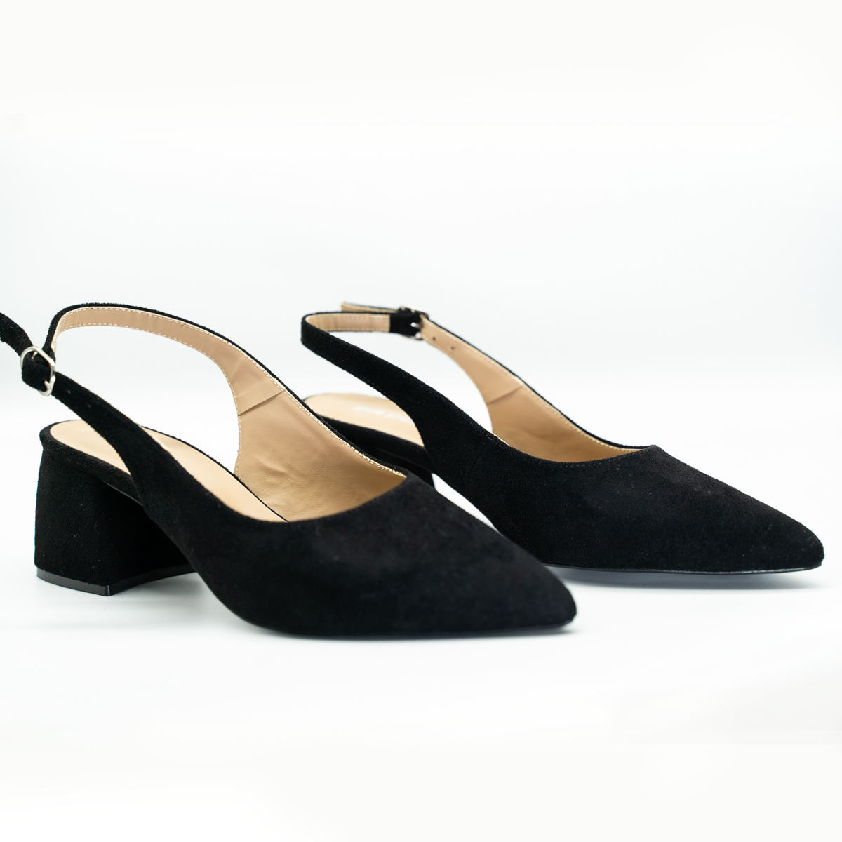 Zapatilla Slingback Buck Negro Destalonado -13
