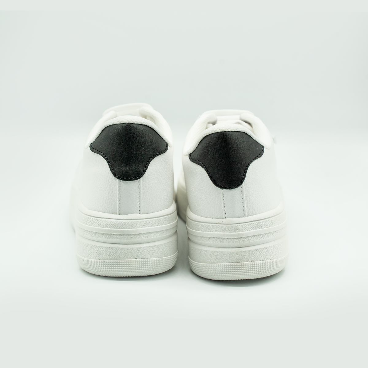 Tenis Blancos Urban Elevate con Plataforma | Estilo Minimal Chic-58