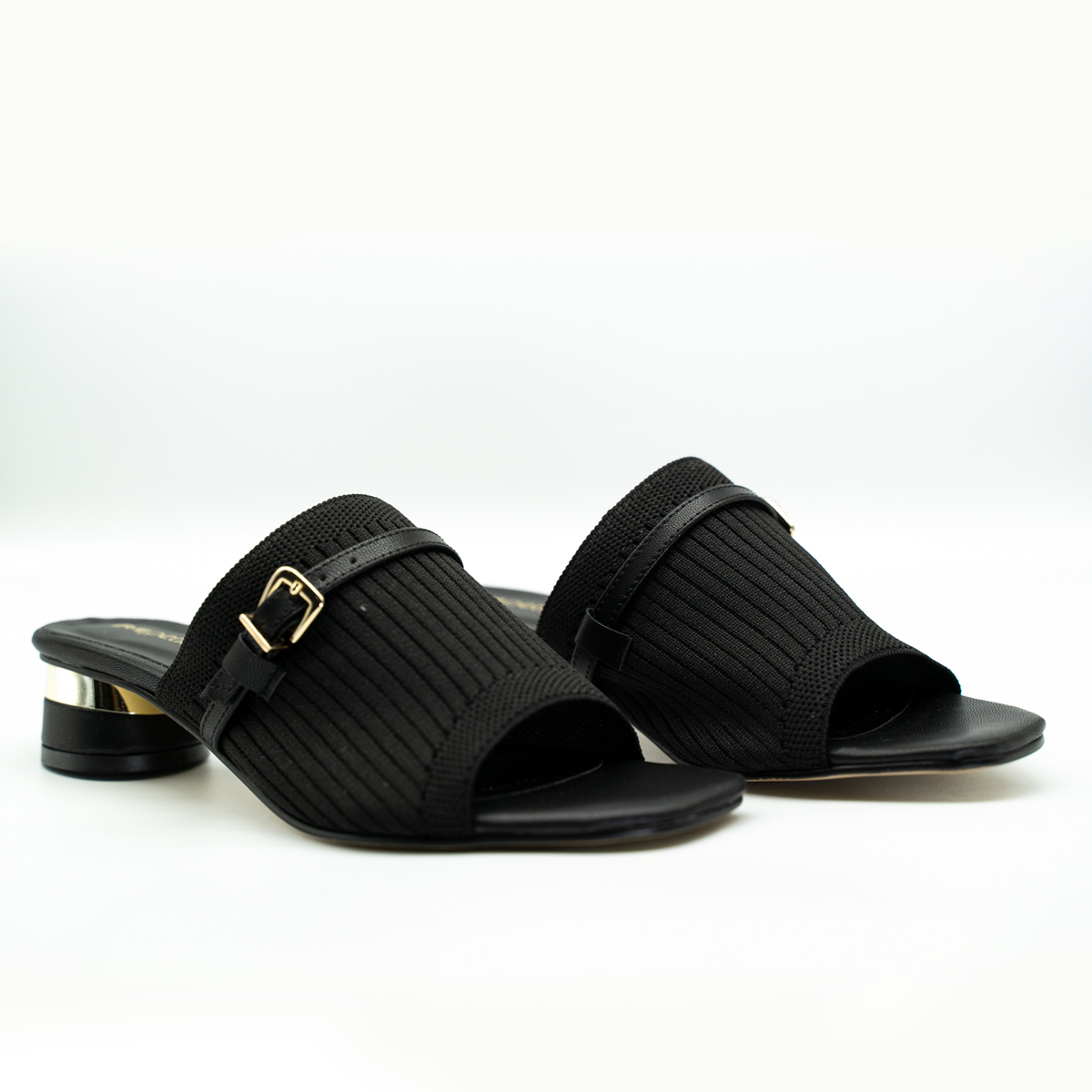 Sandalia De Tela Con Tacon Circular Negro-26