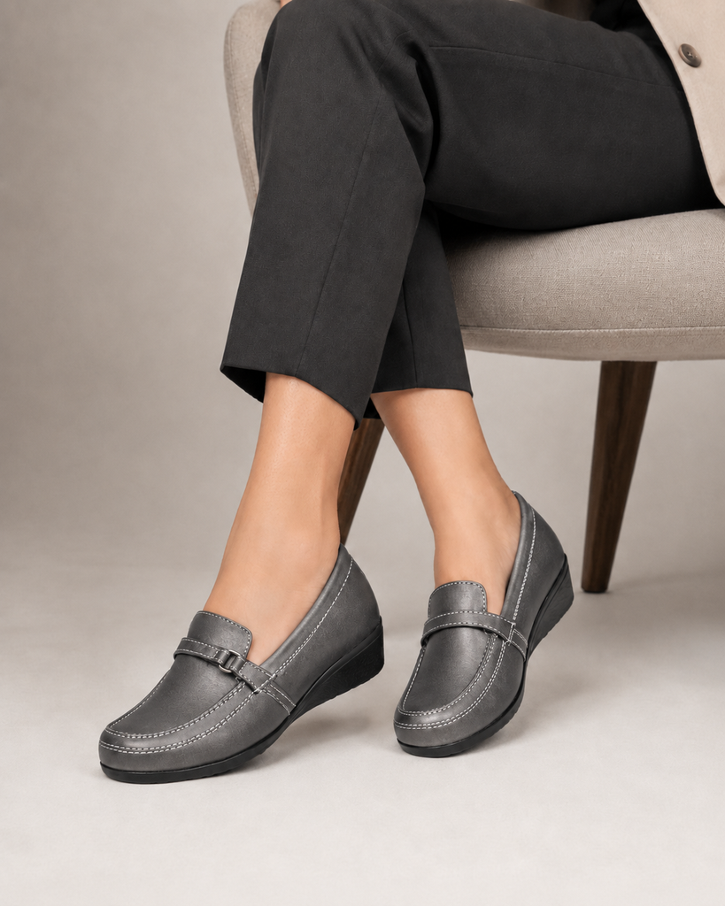 Mocasín de Descanso con Herraje para Mujer | Antimonio — MORO