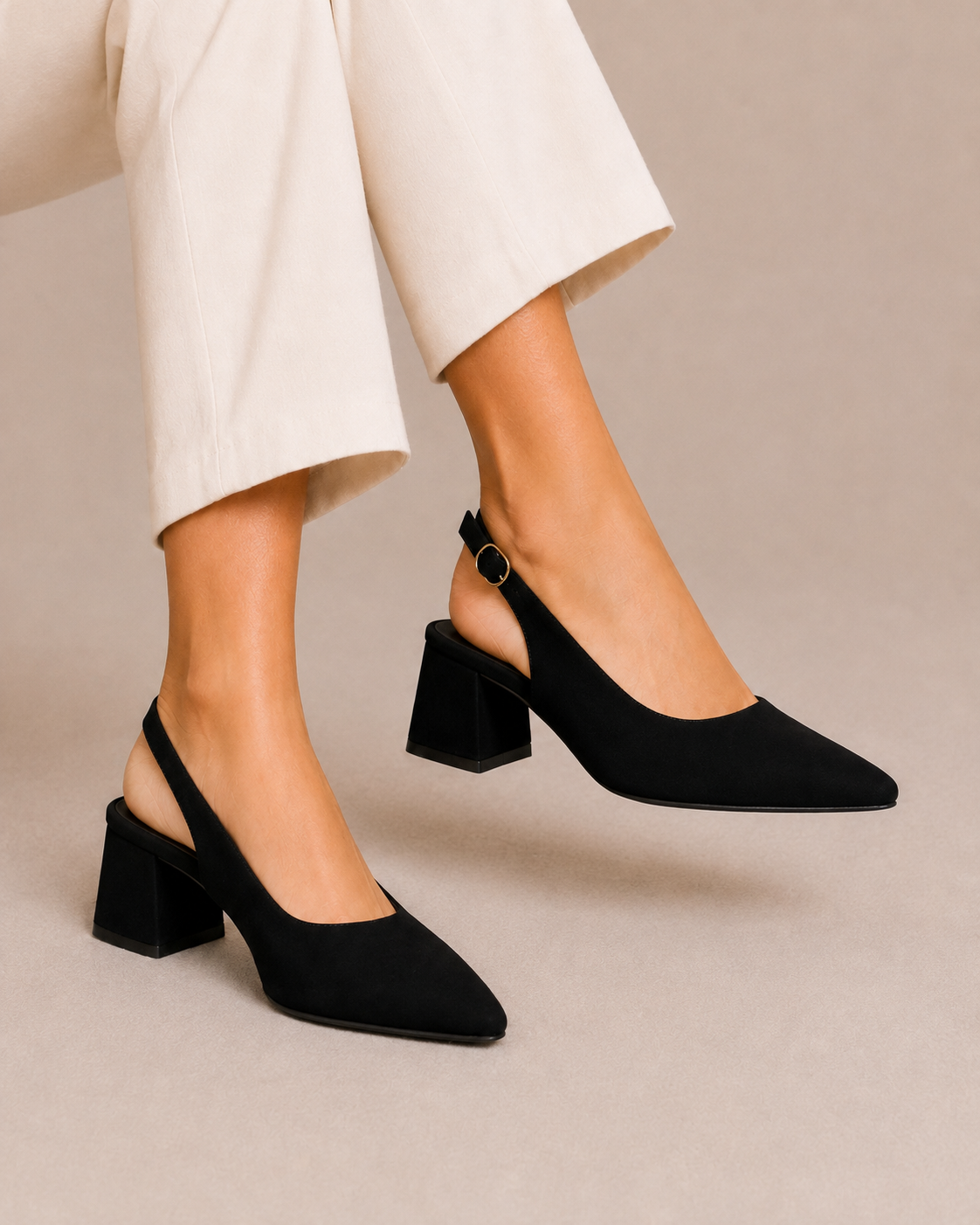 Zapatilla Slingback de Gamuza Destalonada para Mujer-13 | Buck Negro