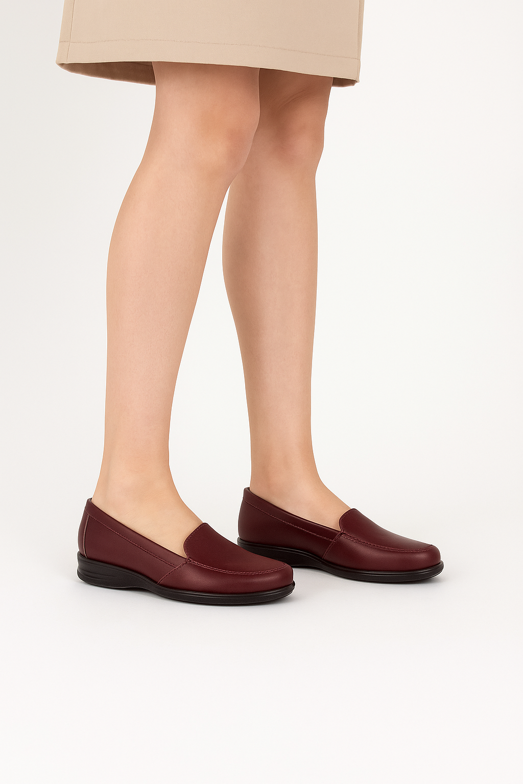 Zapatilla Confort Cómodo Con Tacón Bajito Vino-14