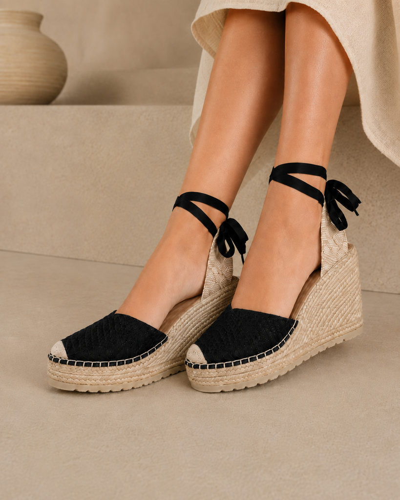 Alpargata Casual de Plataforma Alta con Listón Ajustable para Mujer | Negro