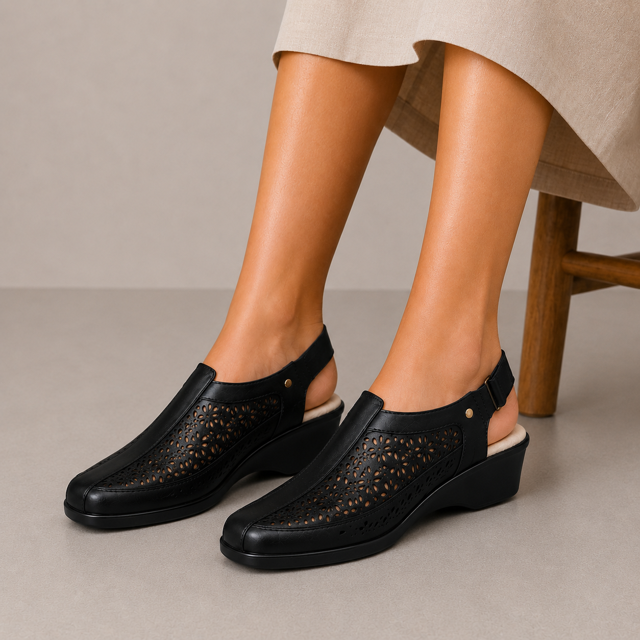 Zapato Confort Destalonado con Elástico para Mujer-07 | Negro