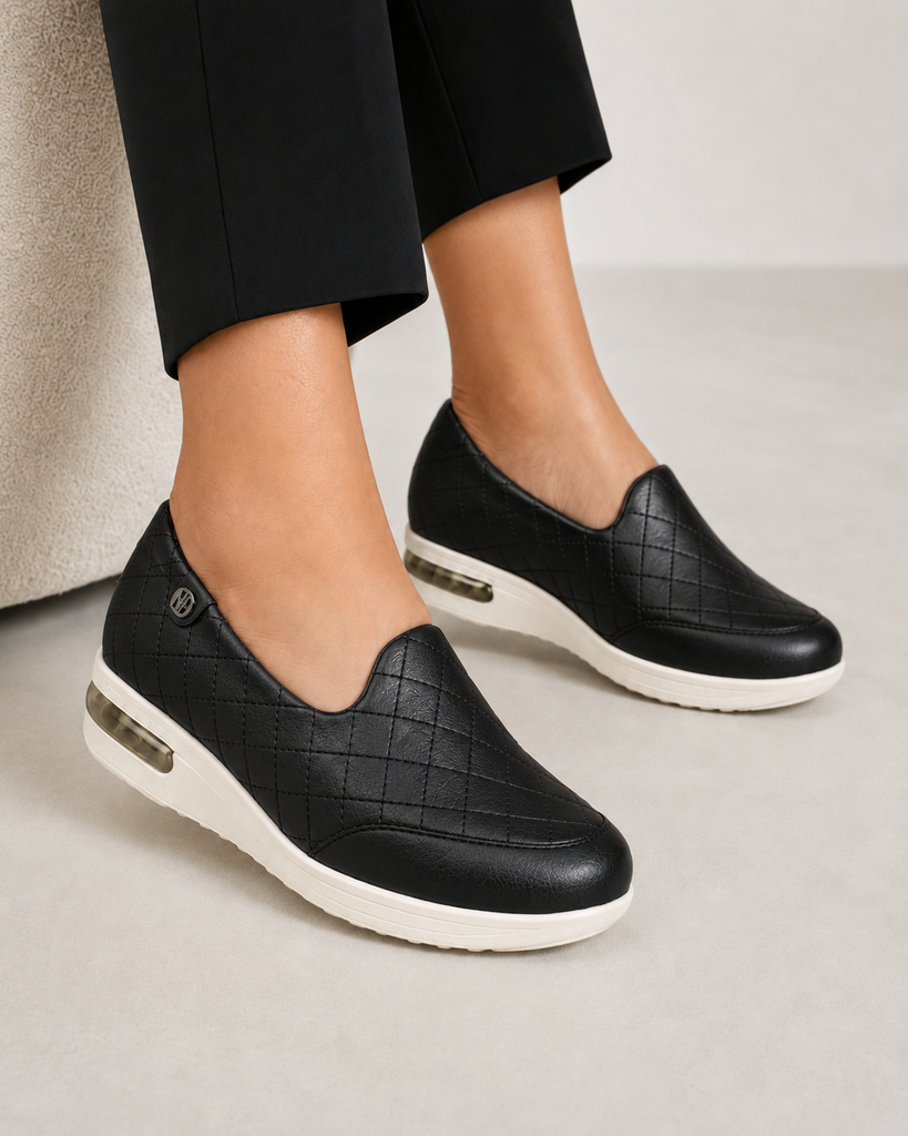 Zapato Confort Tacón Corrido con Detalle Dorado para Mujer-20 | Negro