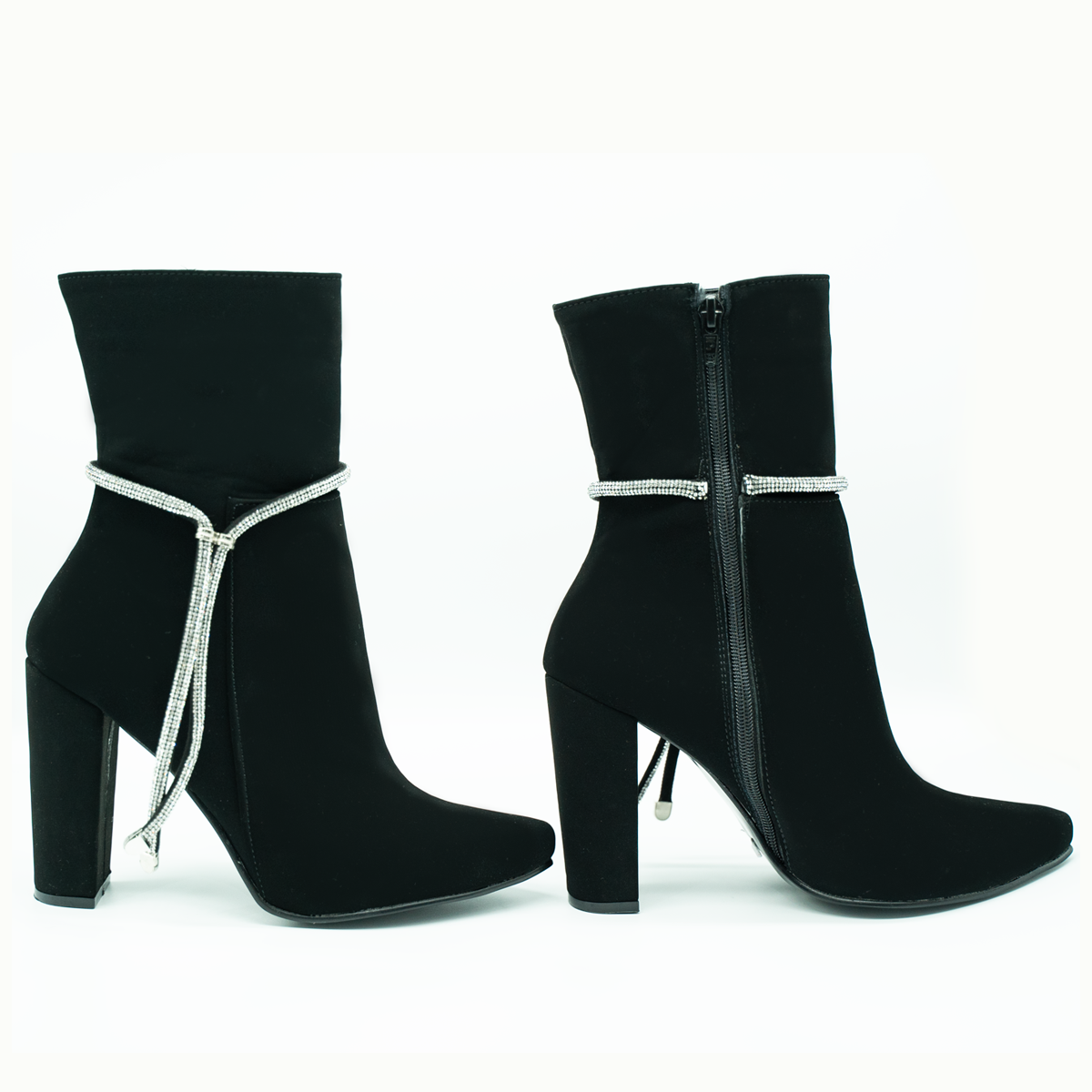 Bota Negra con Cadena de pedreria – 71