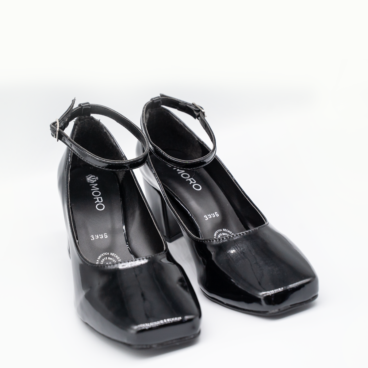 Zapatilla de charol con pulsera ajustable-Charol negro-96
