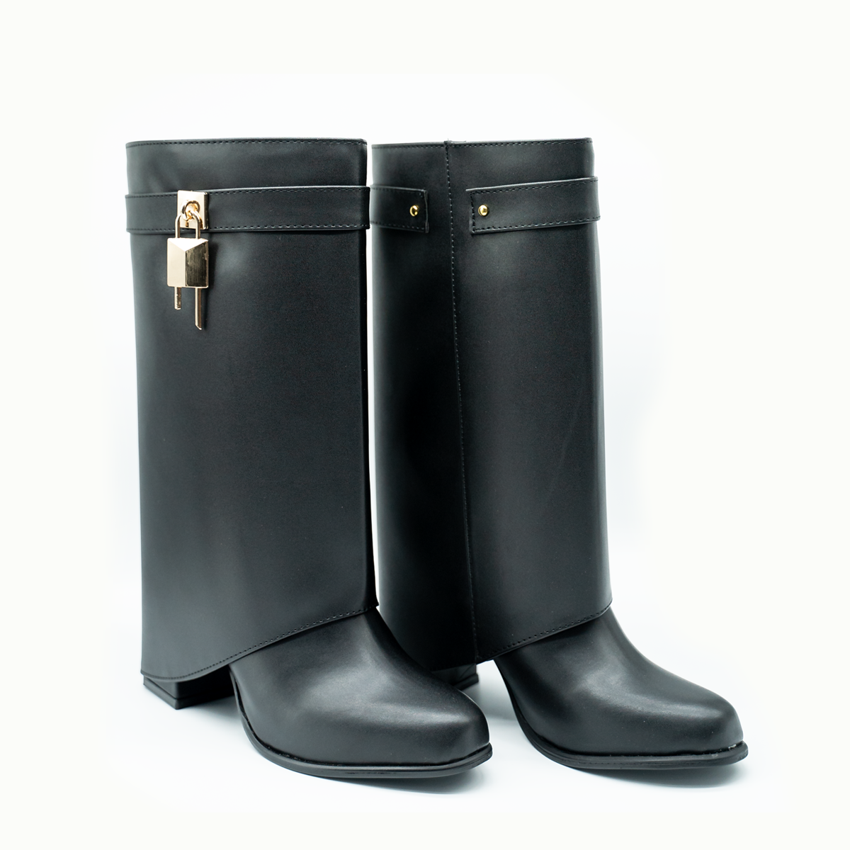 Botas Bajas  con Detalle de Candado-Ngro -38