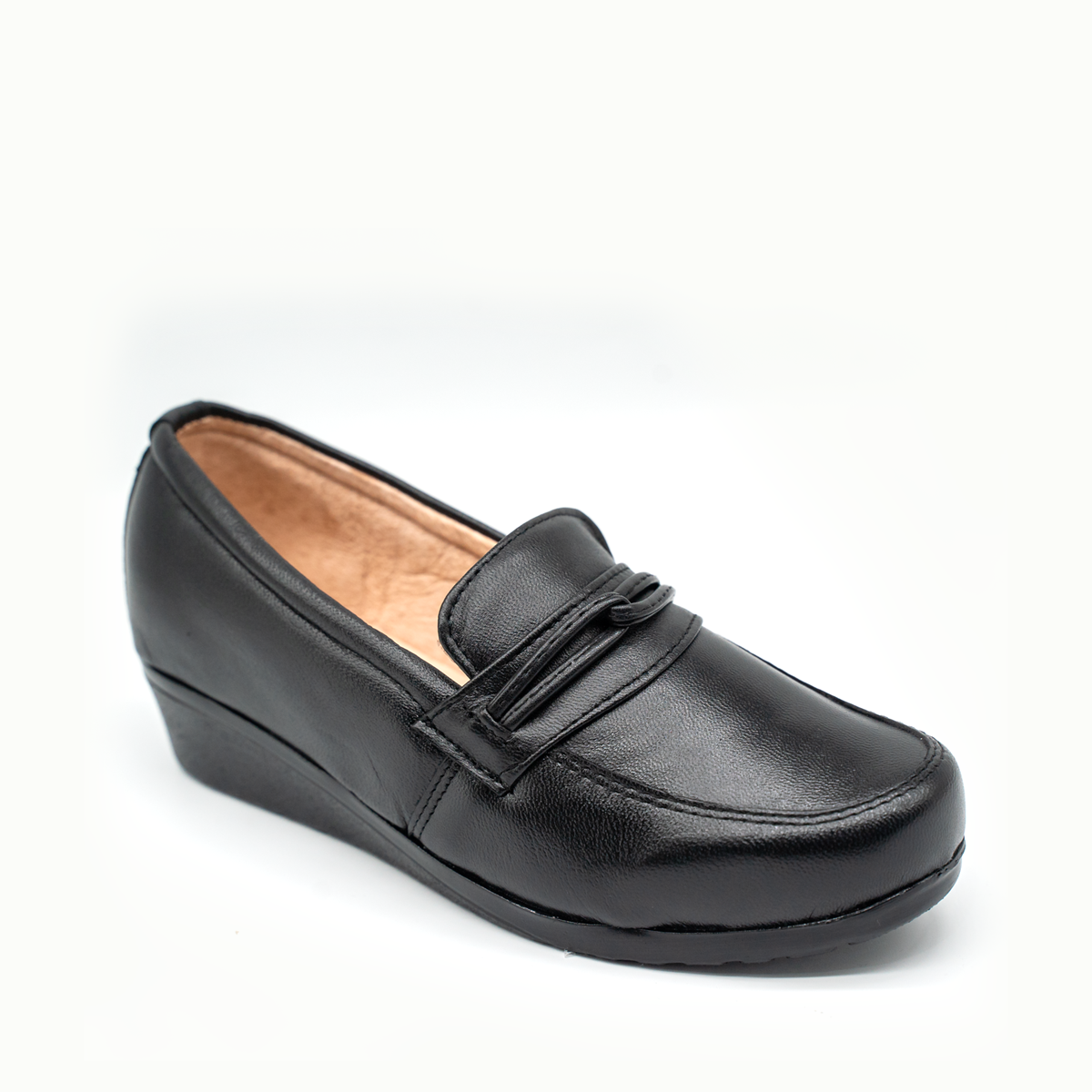 Mocasín de descanso con detalle frontal- Negro-73