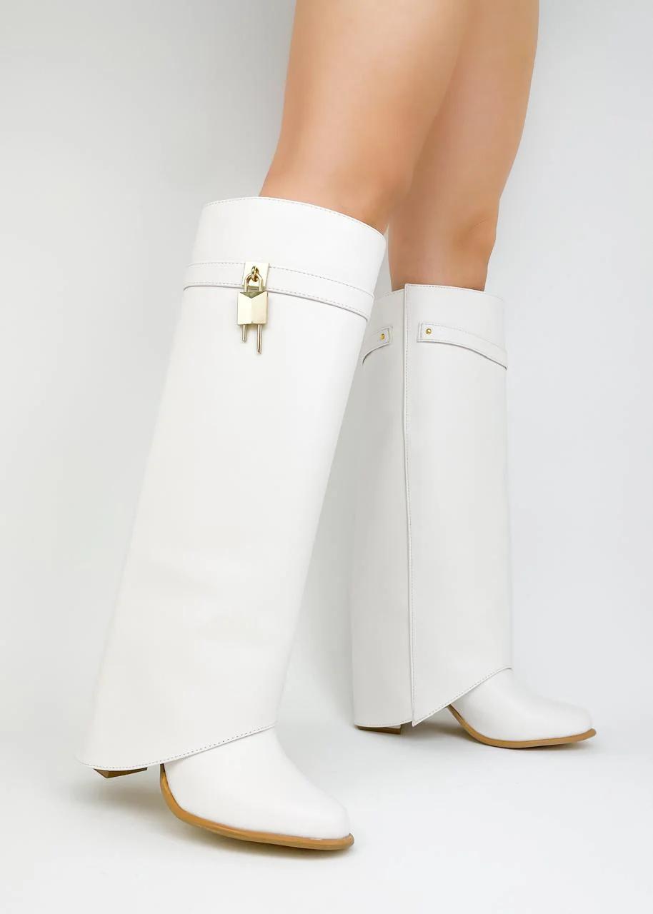 Botas Altas con Detalle de Candado-Bnco -37