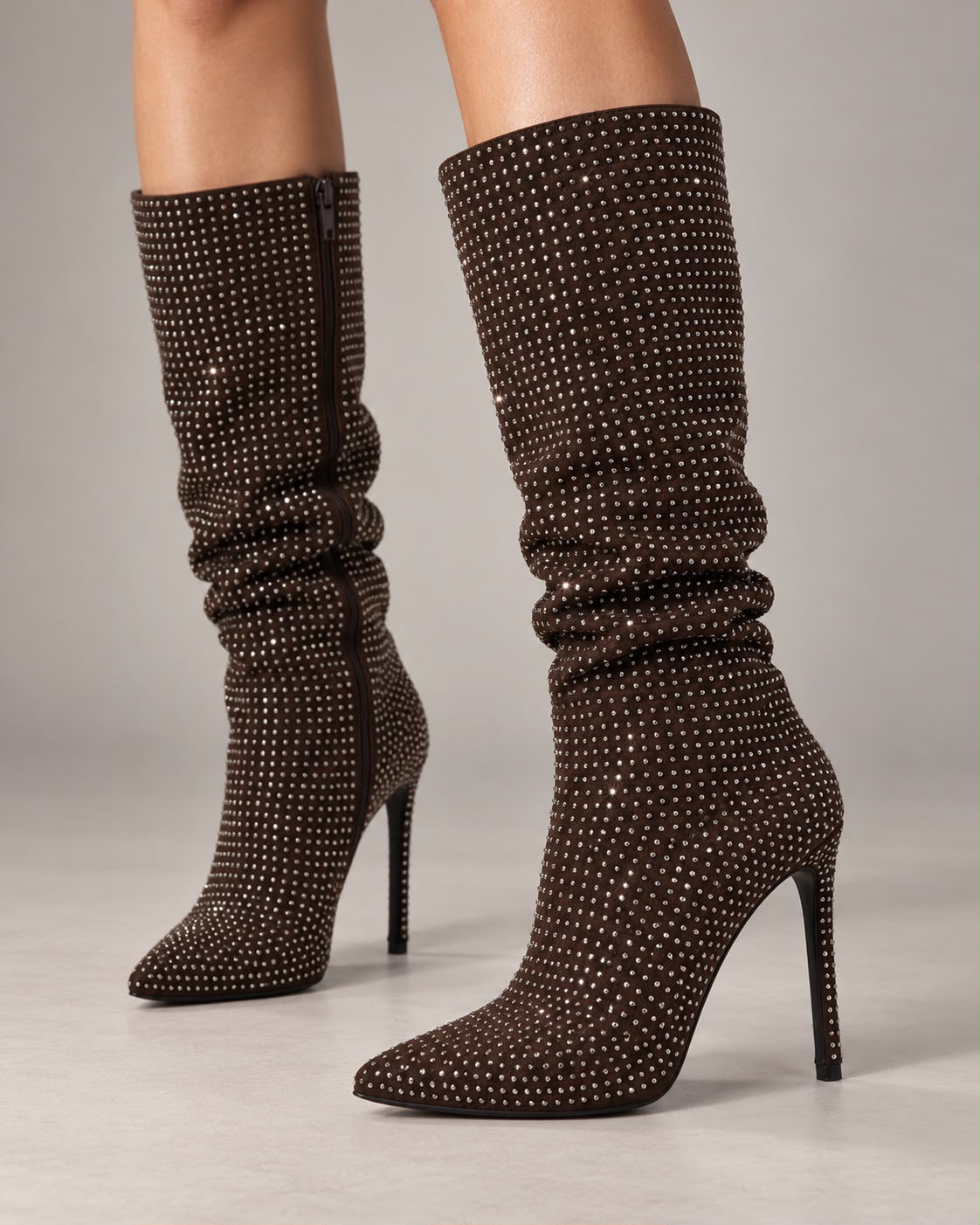 Bota Cafe Larga De Pedreria Tacon De Aguja Comoda 10 CM Para Mujer