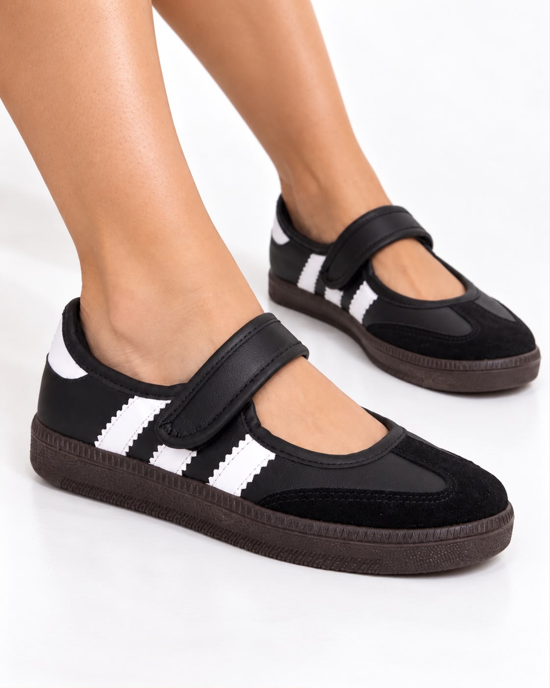 Tenis Flat Estilo Retro Deportivo con Broche 1CM para Mujer-03| Negro Blanco