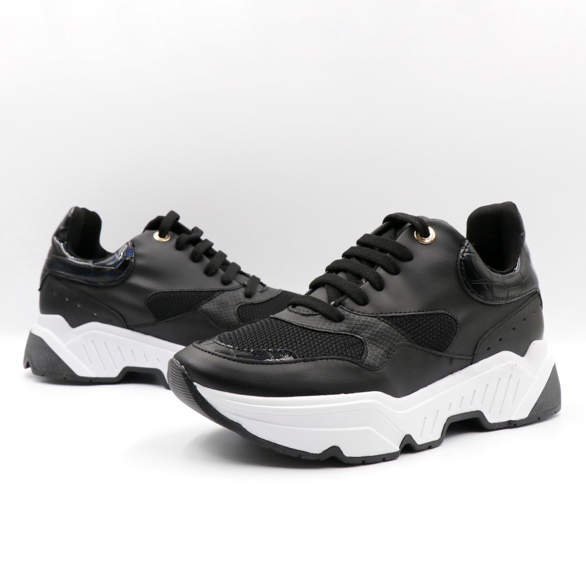 Tenis Casual Básico Negro Suela Bicolor Comodo-88